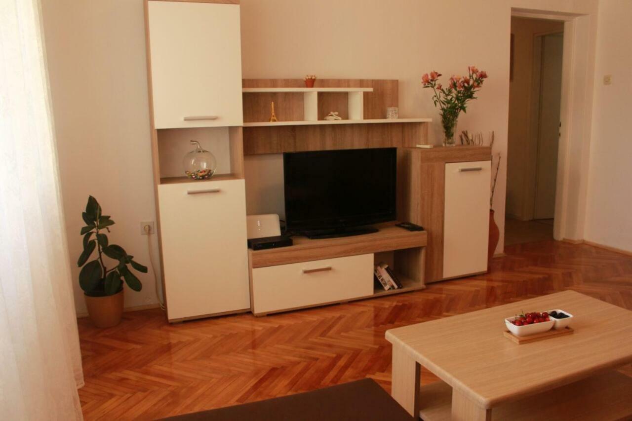 Apartment Monte Paradiso Pula Exterior photo